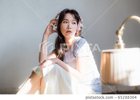 生活方式女性亞洲單畫像 生活方式女性亞洲單畫像 65288304