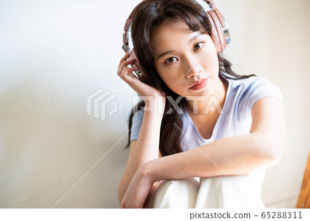 生活方式女性亞洲單畫像 65288311