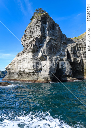 西伊豆山島巡遊船遊覽海岸線 西伊豆山島巡遊船遊覽海岸線 65289764