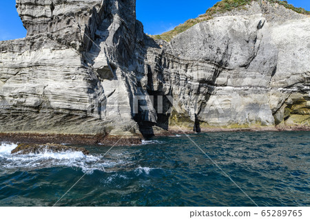 西伊豆山島巡遊船遊覽海岸線 西伊豆山島巡遊船遊覽海岸線 65289765