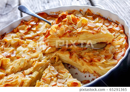 invisible apple cake, gateau invisible, top view invisible apple cake, gateau invisible, top view 65291365