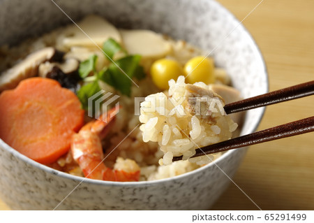 吃米飯 吃米飯 65291499