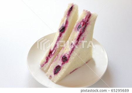 Blueberry sandwich Blueberry sandwich 65295689