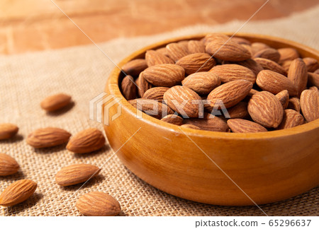 杏仁堅果無鹽無釉杏仁 65296637