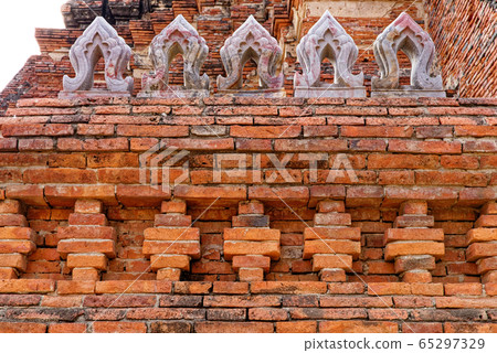 Wat Chaiwatthanaram temple in Ayuthaya Historical Wat Chaiwatthanaram temple in Ayuthaya Historical 65297329