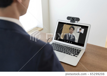 Online interview image Online interview image 65299208