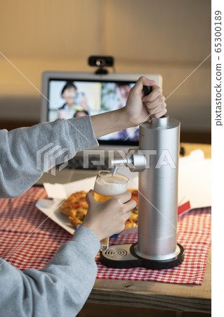 Home beer server online drinking party image 65300189
