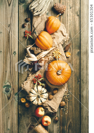 Autumn background. Thanksgiving, harvest, halloween concept flat lay top view 65301304