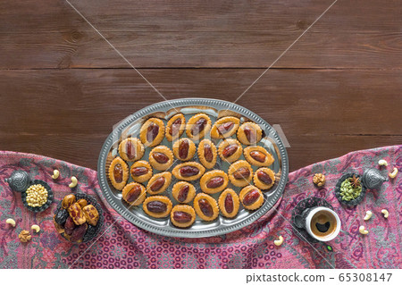 Festive sweet Ramadan background Festive sweet Ramadan background 65308147