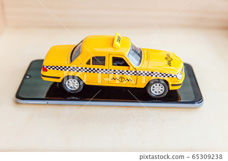 Smartphone application of taxi service for online Smartphone application of taxi service for online 65309238