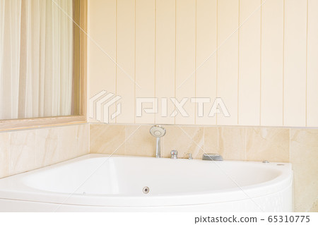 White bathtub and jacuzzi decoration interior White bathtub and jacuzzi decoration interior 65310775