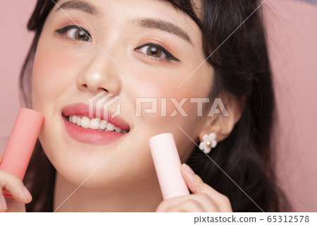 美麗女人年輕 美麗女人年輕 65312578