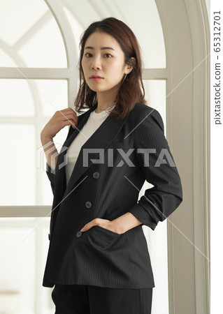 Lifestyle, woman, promise Lifestyle, woman, promise 65312701