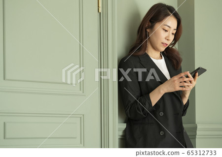 Lifestyle, woman, promise Lifestyle, woman, promise 65312733