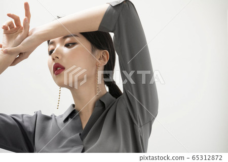 Beauty, woman, cosmetic 65312872