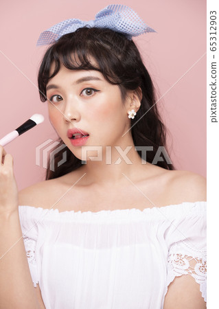 美麗女人年輕 65312903