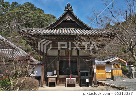 [Jingu-ji Temple (Gomado)] Nyu, Taki-cho, Taki-gun, Mie Prefecture 65313387