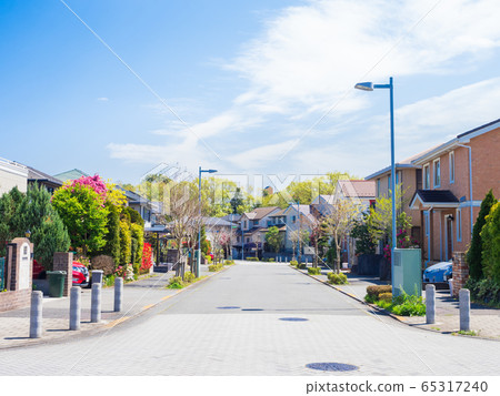 安靜的住宅區*沒有電線桿 安靜的住宅區*沒有電線桿 65317240
