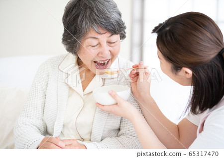 Care senior woman Care senior woman 65317470