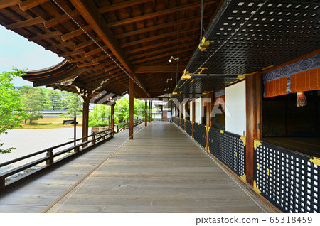 廟堂的陽台 65318459