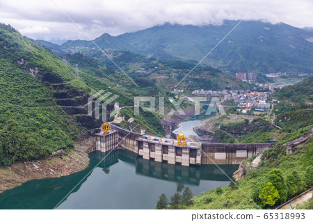 Dam wall and surrounding landscape at Wulong Dam in Chongqing, China. 65318993