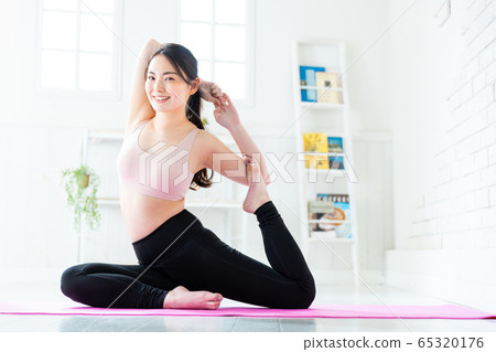 Home fitness yoga Home fitness yoga 65320176