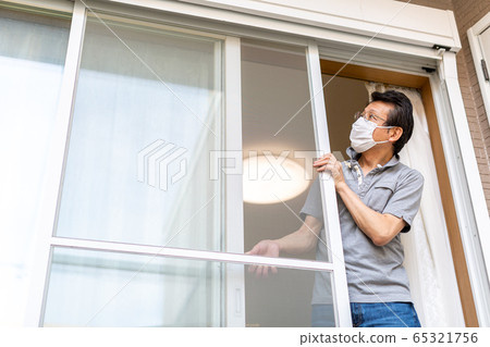 Refitting screen door DIY 65321756