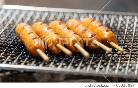 Frank's charcoal grill _BBQ, bbq, charcoal grill, net grill, bincho charcoal, seven wheels, camping, meal, food, charcoal 65323087