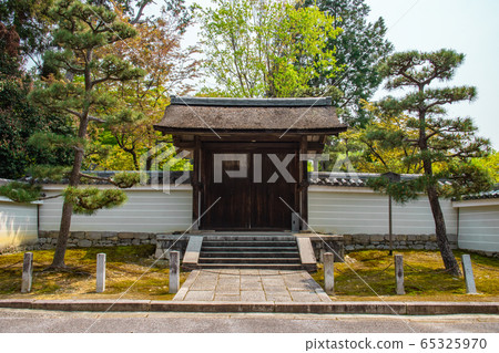 京都東福寺的月亮門 65325970