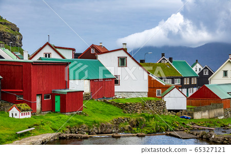 Gjogv village near the ocean in Faroe Islands 65327121