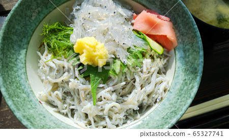 Shirasu bowl 65327741