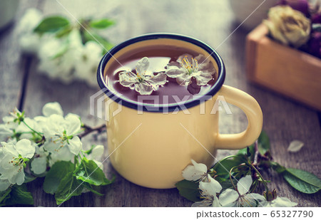 Flower tea 65327790