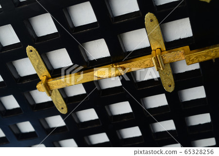 Decorative metal fittings for the Daikakuji shrine -1 65328256