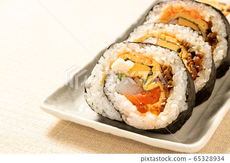 Seafood thick roll sushi. Seafood thick roll sushi. 65328934