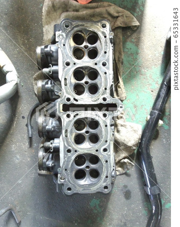 Motorcycle, cylinder head 65331643