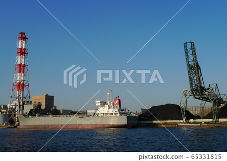 JR東川崎發電站的貨輪卸貨 65331815