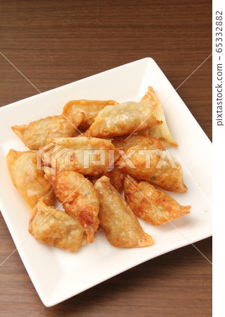 fried gyoza fried gyoza 65332882