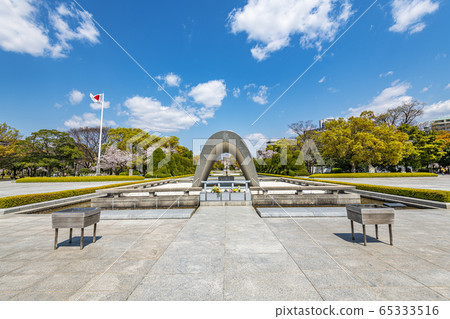 廣島縣廣島市廣島和平公園原爆死難者紀念碑 廣島縣廣島市廣島和平公園原爆死難者紀念碑 65333516