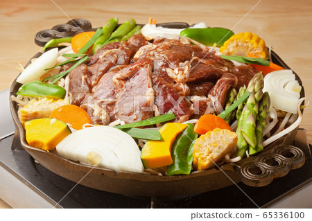 Genghis Khan pot Genghis Khan pot 65336100