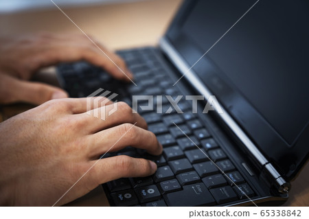 互聯網誹謗圖片 65338842