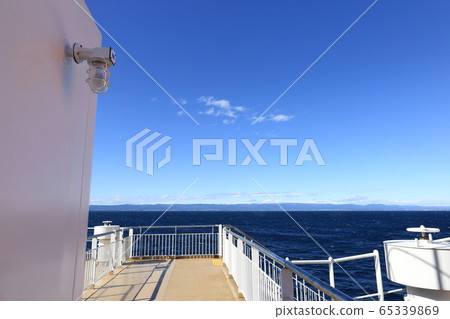 Car ferry deck landscape Car ferry deck landscape 65339869