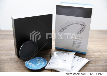 謹慎的煙嘴式正畸 65344925