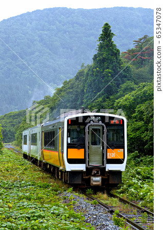 Ogino's diesel car 65347078