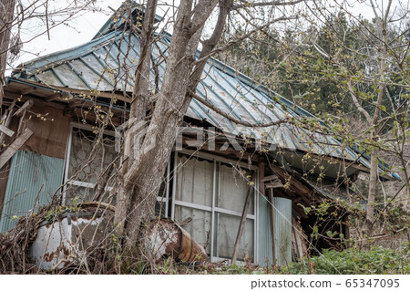 一個絕種村莊的廢墟 65347095