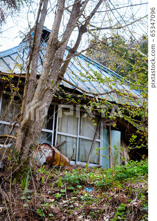 一個絕種村莊的廢墟 65347096