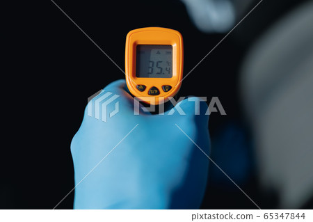 Thermometer gun 65347844