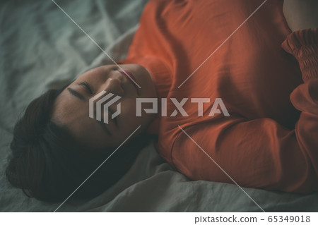 pregnant, a businesswoman, ol 65349018