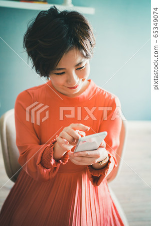 女生 女孩 女性 65349074