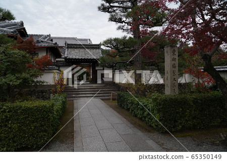 Kyoto Arashiyama autumn leaves sightseeing Kyoto Arashiyama autumn leaves sightseeing 65350149