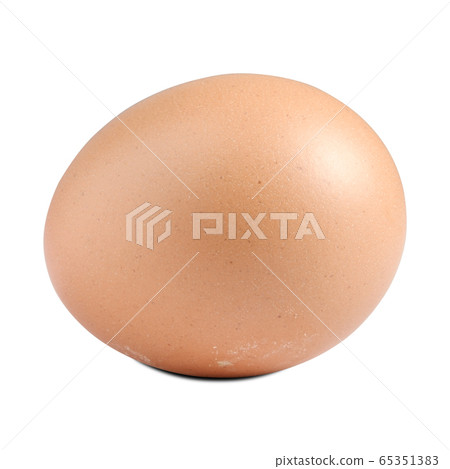 Close-up of egg isolated with clipping path Close-up of egg isolated with clipping path 65351383